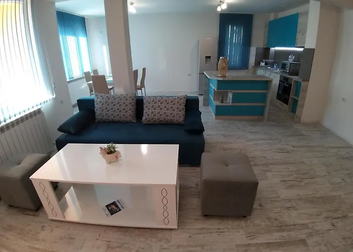 アパート трапезица скай