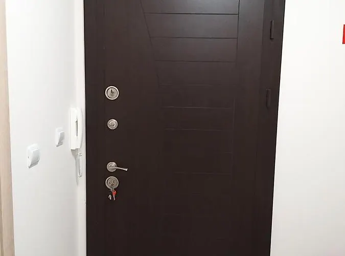 трапезица скай アパート ヴェリコ・タルノヴォ